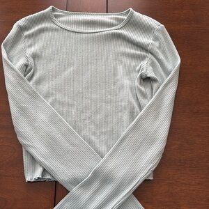 American Eagle long sleeved shirt. Size: xs. Color: blue